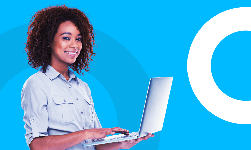 Smiling lady with laptop – InfoCentre Plus Smiling lady with laptop - InfoCentre Plus